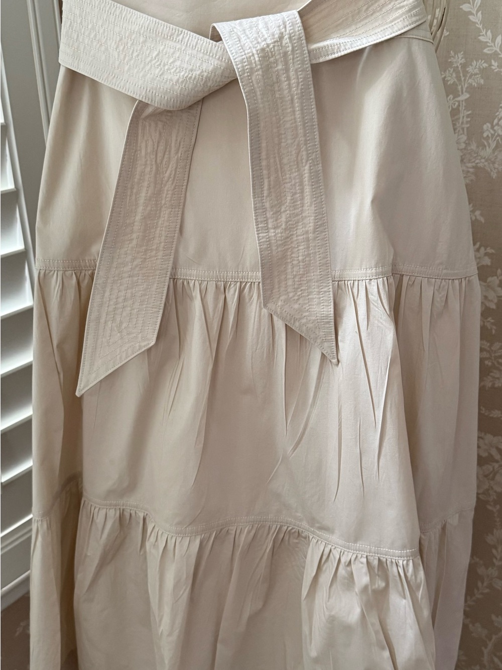 Veronica Beard Light khaki cotton tiered skirt